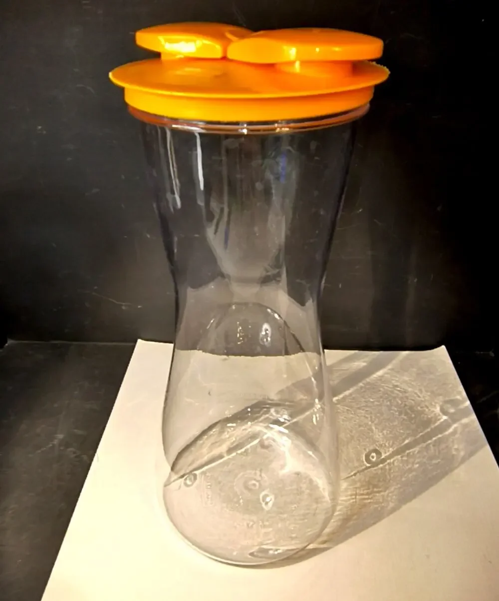 2041.  Rubbermaid 2 Qt Plastic Carafe with Leak Proof Flip Top Lid BPA Free